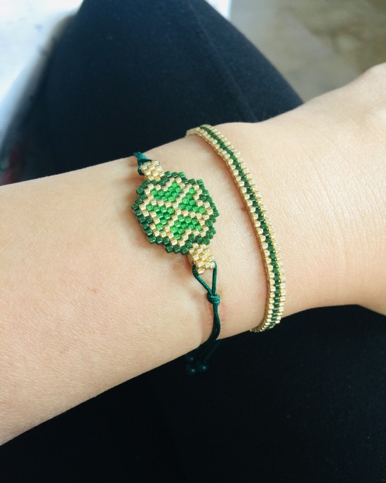 Miyuki cam boncuklardan yonca ve şerit bilekliği
